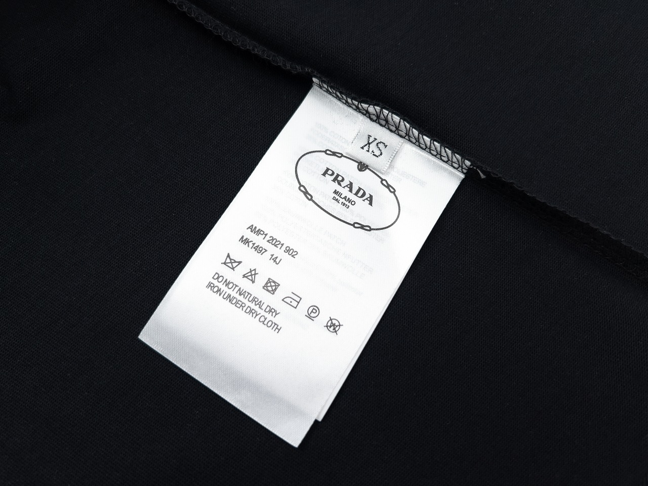 【2024】【PRADA 公式旗艦店】プラダ Tシャツ ご好評に付き再入荷！