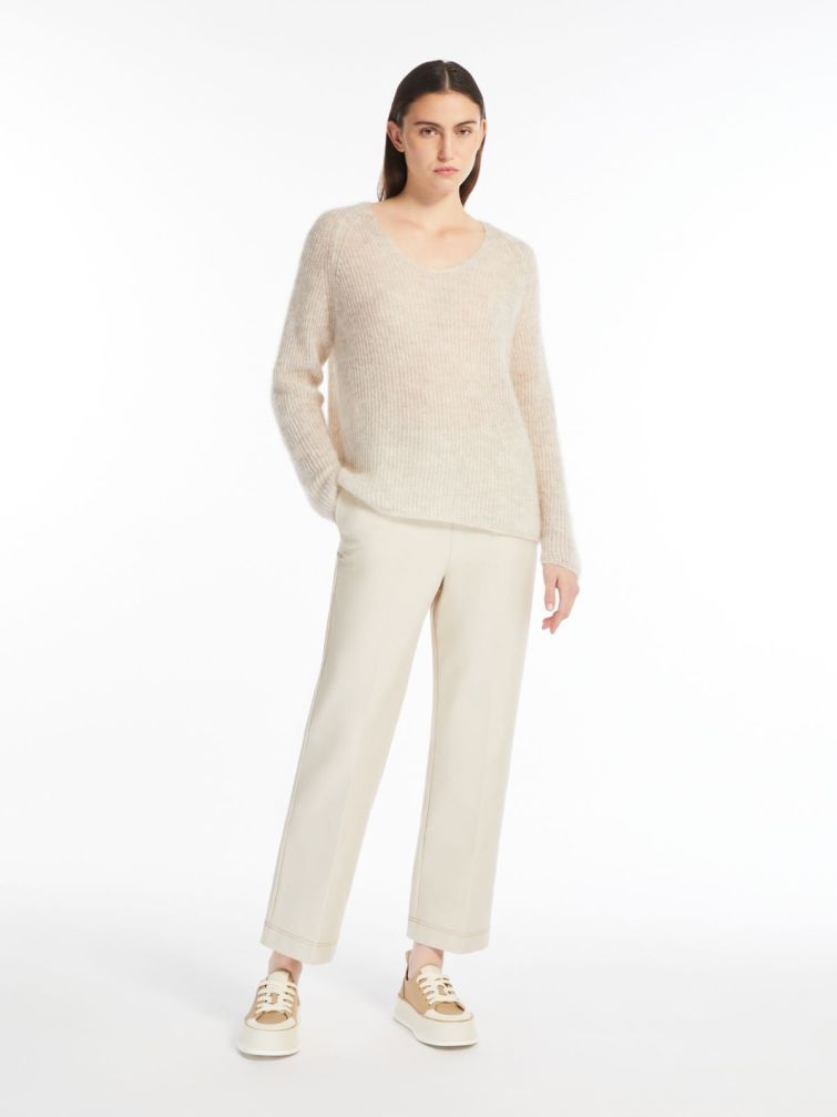 LEISURE Mohair Yarn Jumper