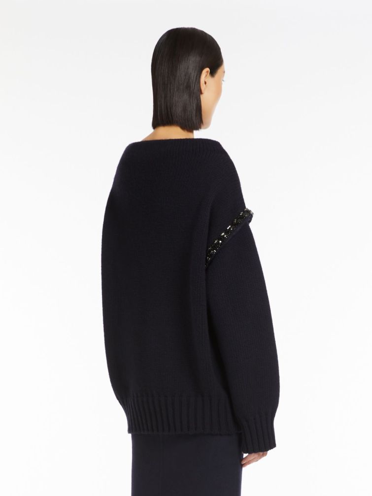 Oversized wool Jumper