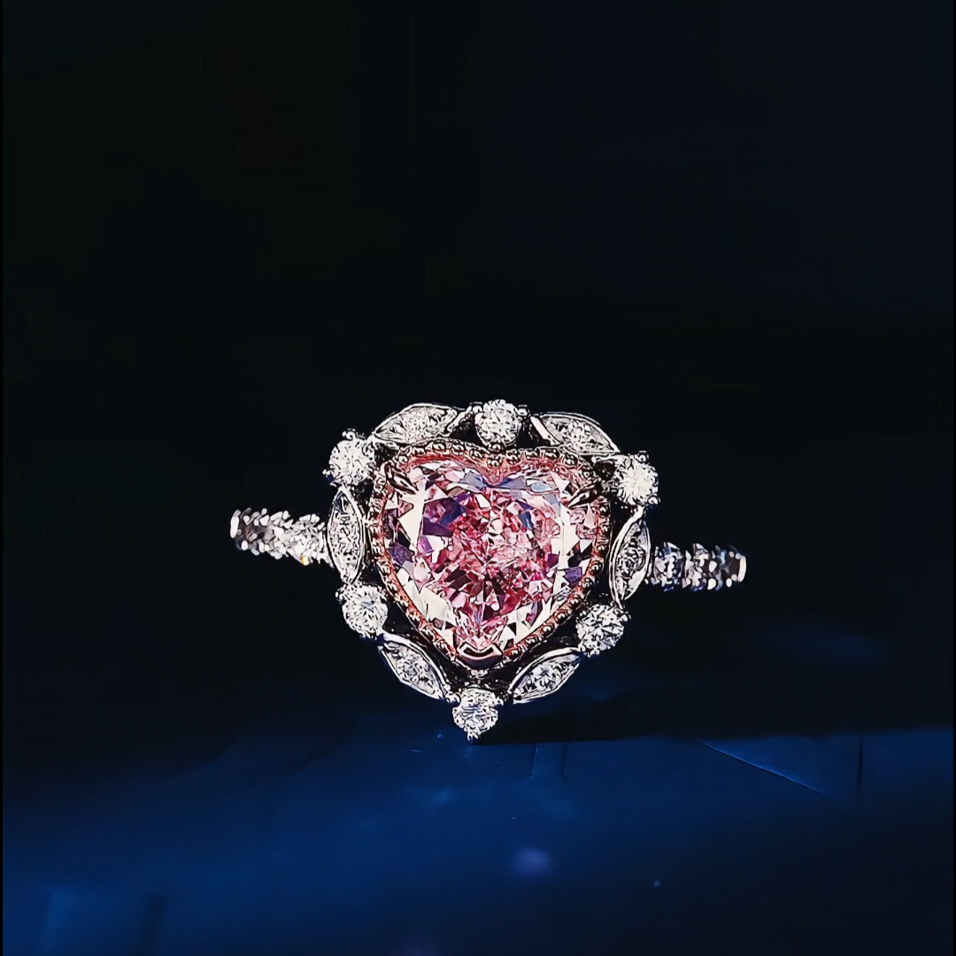 Luneria Sauvage — Pink Heart Diamond Vintage Halo Ring
