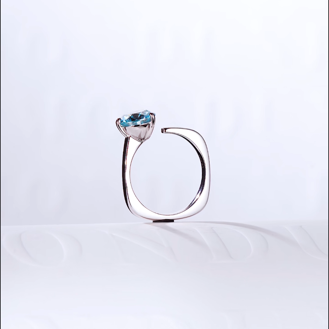 Luneria Ouvert — Blue Diamond Open Band Ring