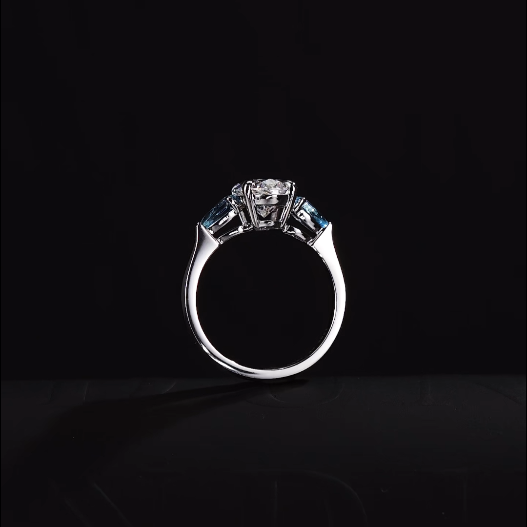 Luneria Rosa — Oval Lab Diamond & Blue Sapphire Three-Stone Ring
