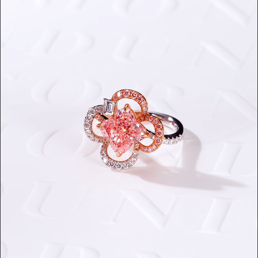 Luneria Rosa — Fancy Pink Heart Lab Diamond Clover Bloom Ring