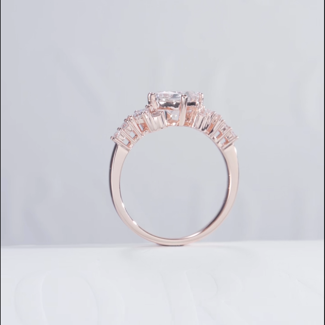  Luneria Étoile Rose — Princess Cut Diamond Cluster Ring