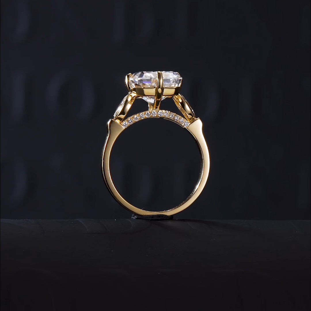 Luneria Rosa — Radiant-Cut Lab Diamond Ring with Marquise Shoulder Accents