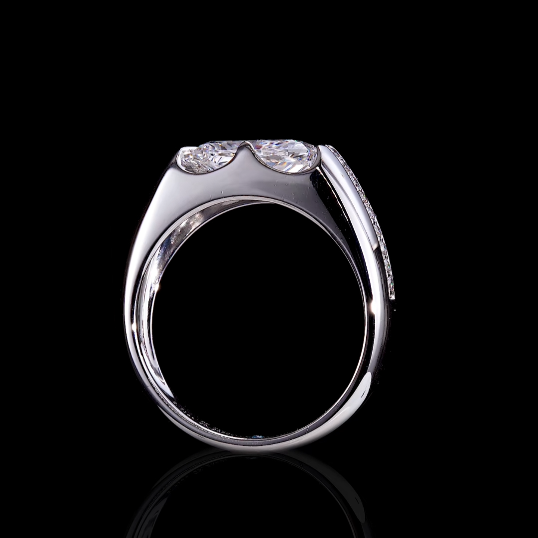 Luneria Rosa — Cushion-Cut Lab Diamond East-West Tension-Style Ring