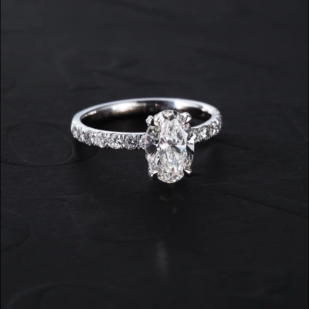 Luneria Rosa — Oval Lab Diamond Pavé Solitaire & Open Diamond Band Bridal Set