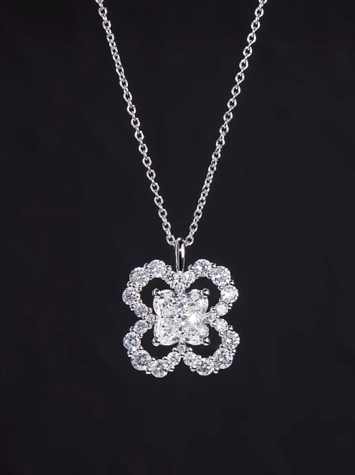 Luneria Corolle — Cushion Diamond Open Flower Necklace