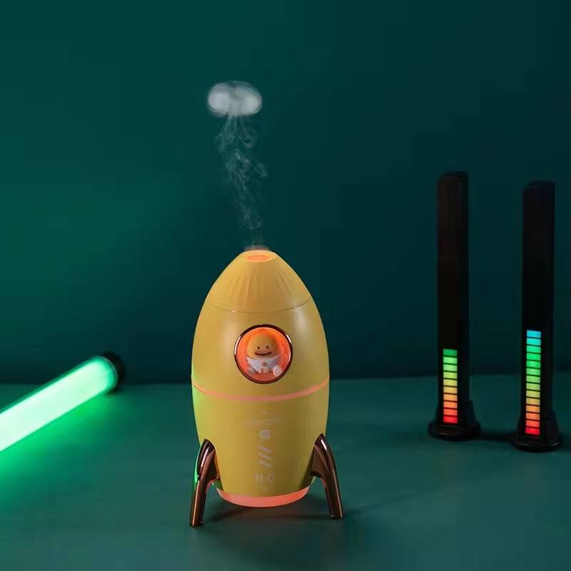Model V9 Rocket Humidifier Manufacturer, 350ml Desktop Humidifier with Smoke Ring Mist Effect