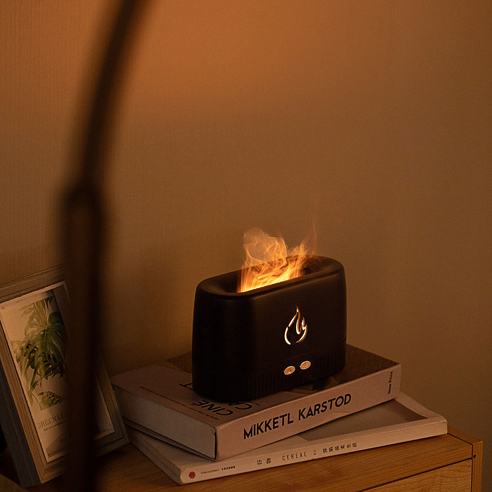 Model LA-0630 Warm Flame Aroma Diffuser Manufacturer, 200ml with Fire Effect Light