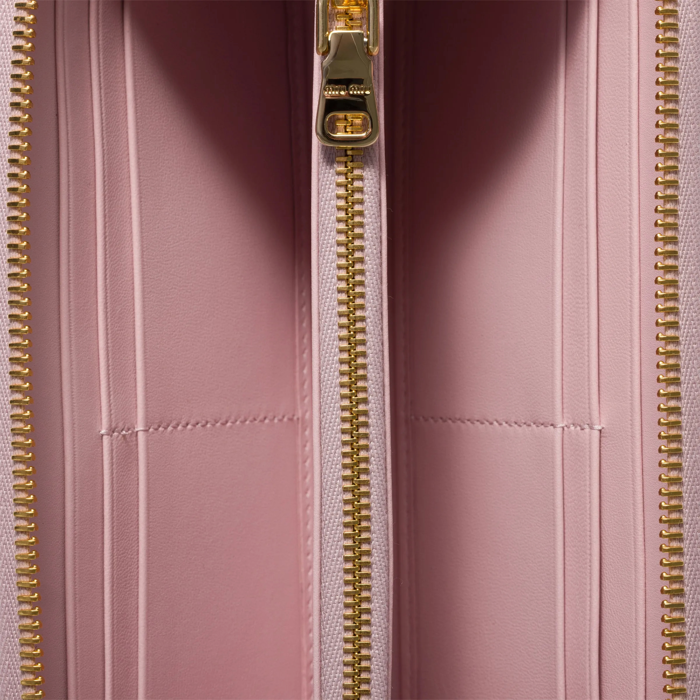 マテラッセ ナッパレザー ラージウォレット