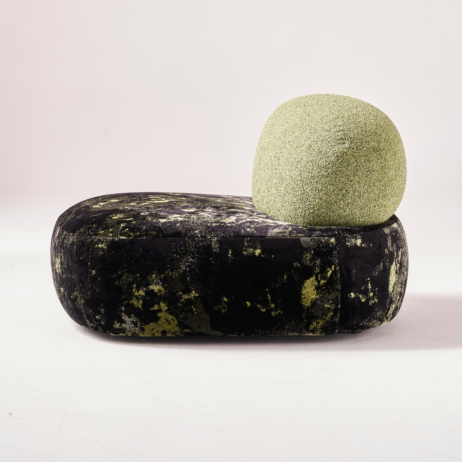鹅卵石苔藓模块沙发｜SOF-0007｜特殊肌理布艺 / 金属异形骨架