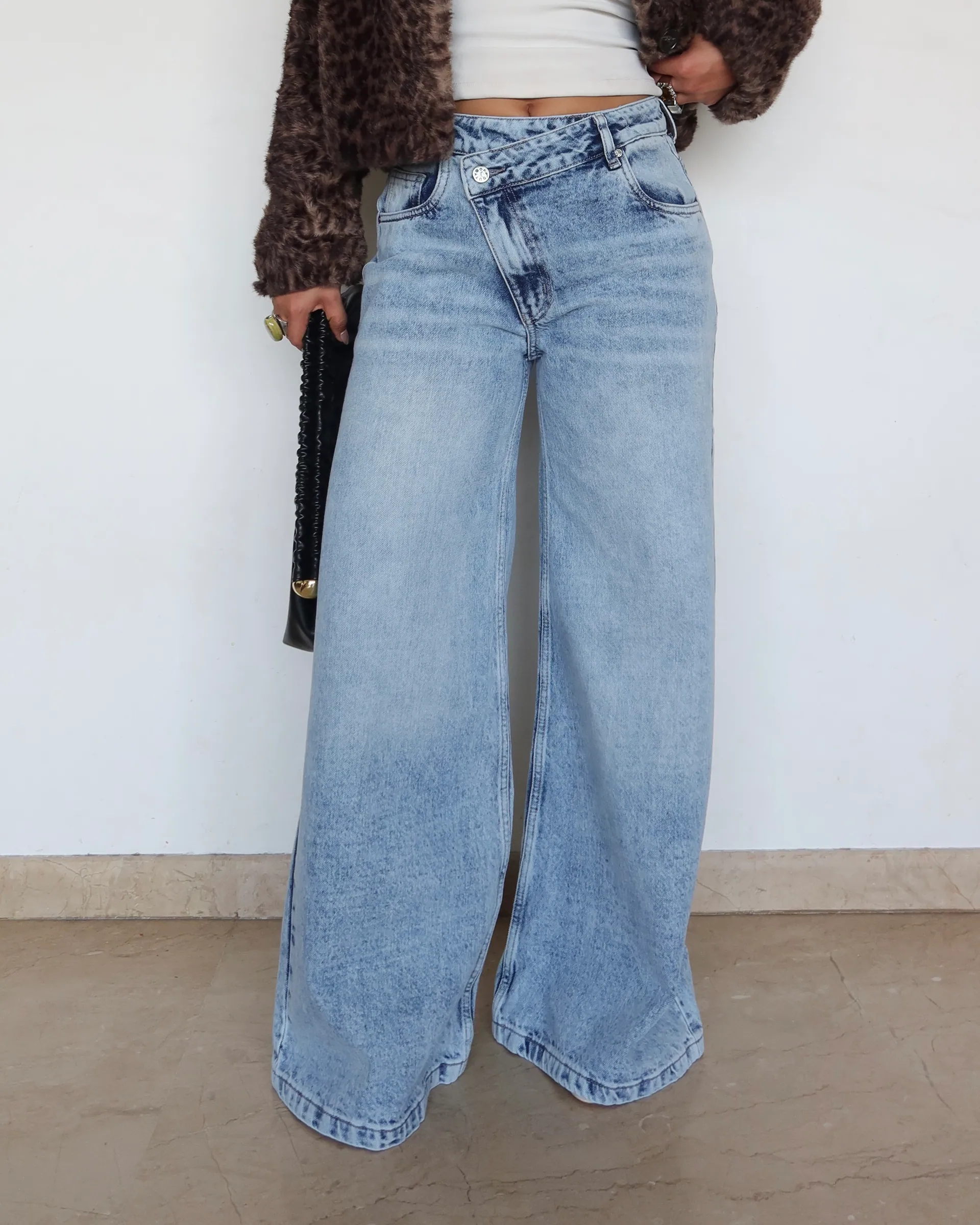 Diagonal Belt Wide Leg Jeans