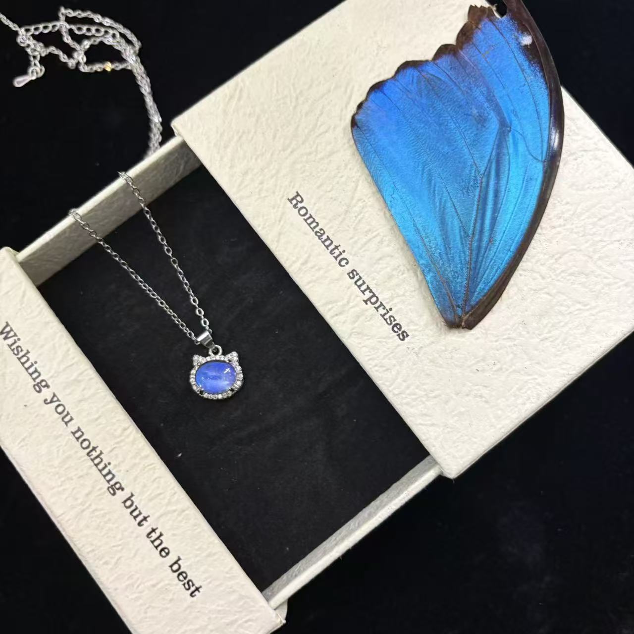 Butterfly Wing Flowing Light Necklace A001
