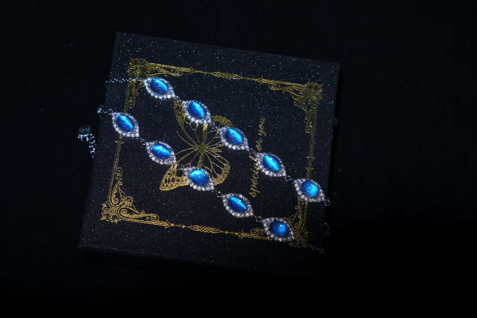 Butterfly Wing Flowing Light Bracelet A001