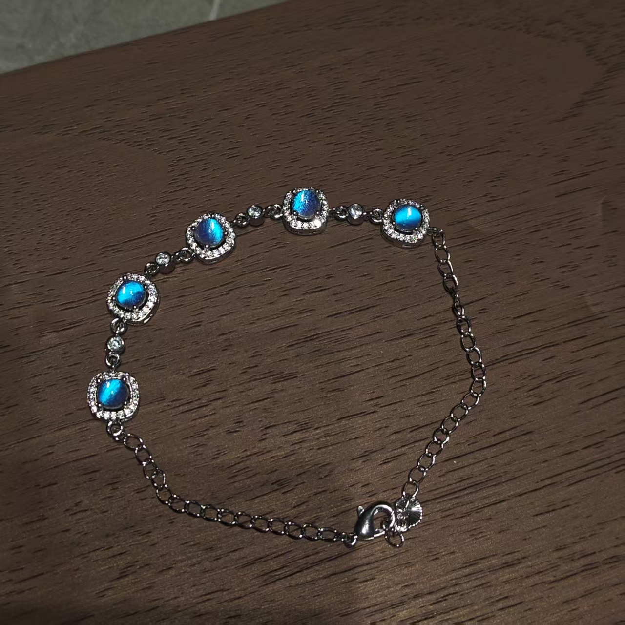Butterfly Wing Flowing Light Bracelet A002