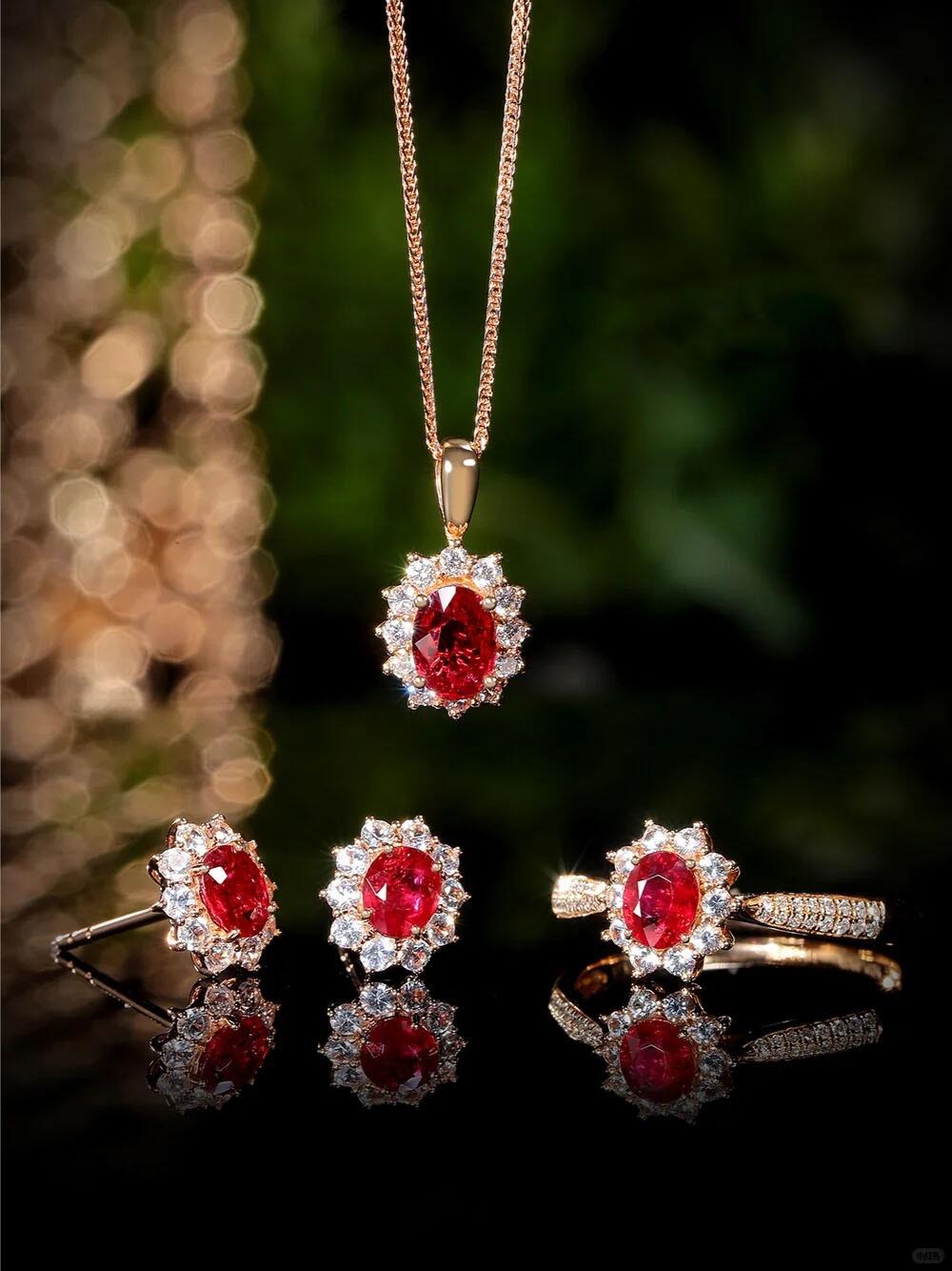 Ruby pendant