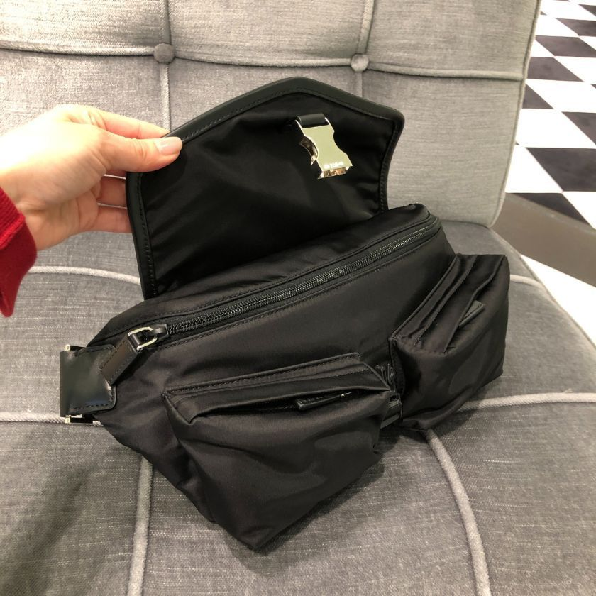 6万取引突破◆UPS速達便【PRADA】ショルダーバッグ◆2VH174_2DW3