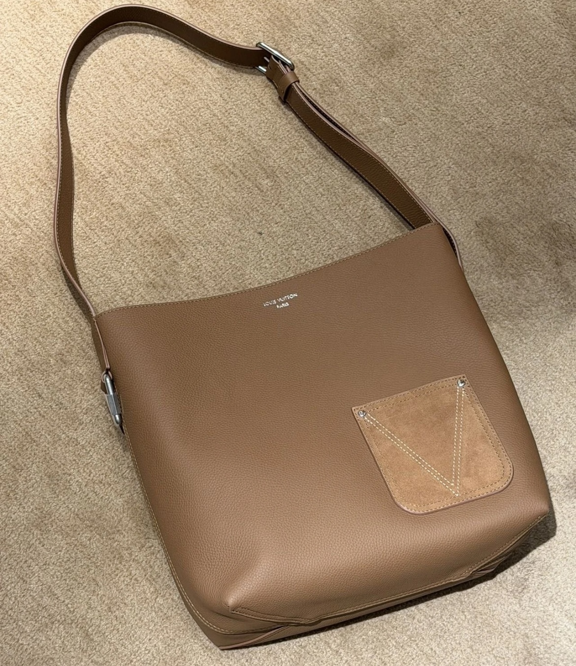 八木勇征さん愛用♪【Louis Vuitton】ヴェルソ トート バッグ