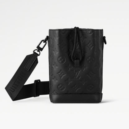 ◆コンパクト【 Louis Vuitton 】ノエ・スリング