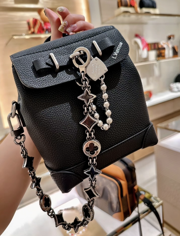 【クールで上品♪】ルイヴィトン スティーマー ショルダーバッグ