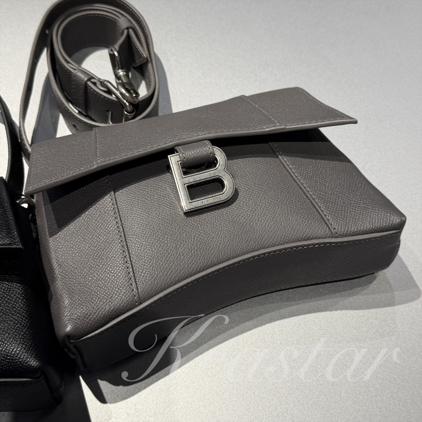 【VIPセール】BALENCIAGA ダウンタウン バッグ XS 736471