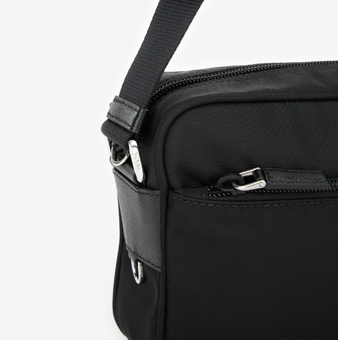 ☆送料関税込☆RADA Re-Nylon ポーチ付き ショルダーバッグ☆