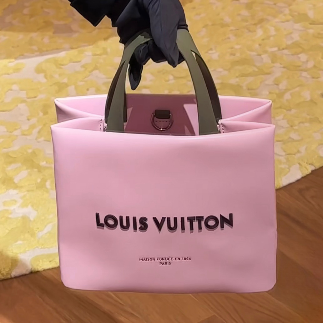 Nigoコラボ平野紫耀さん愛用【Louis Vuitton】ミニトートバッグ