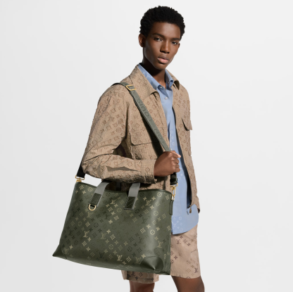 ＊すぐ届く＊国内発送＊【Louis Vuitton】アップタウン・トート