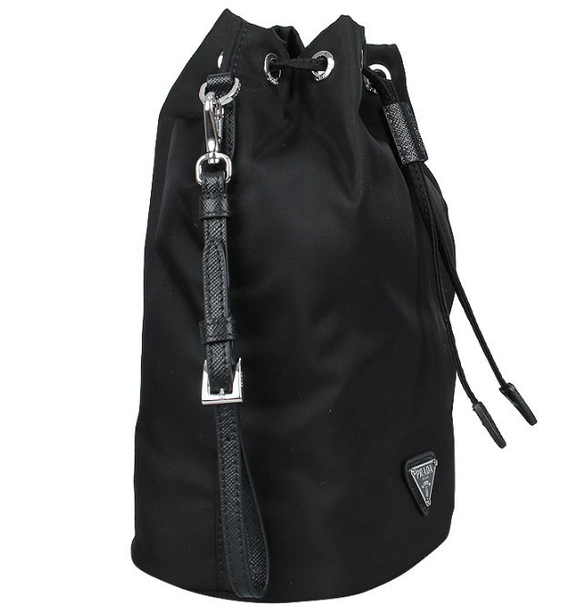 ☆送料関税込☆PRADA Re Nylon ドローストリングポーチ☆超人気