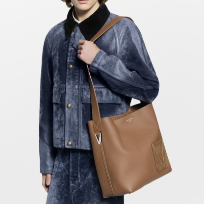 八木勇征さん愛用♪【Louis Vuitton】ヴェルソ トート バッグ