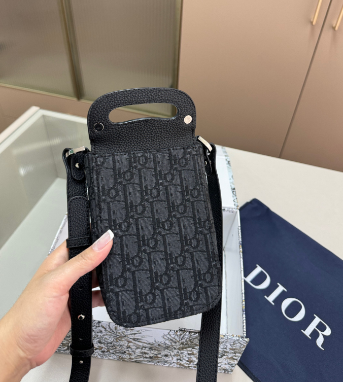 【人気♪】Dior★SADDLE オブリーク柄ポーチバッグ