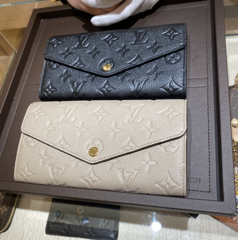 【すぐ届く】 ルイヴィトン ポルトフォイユ・サラ 長財布