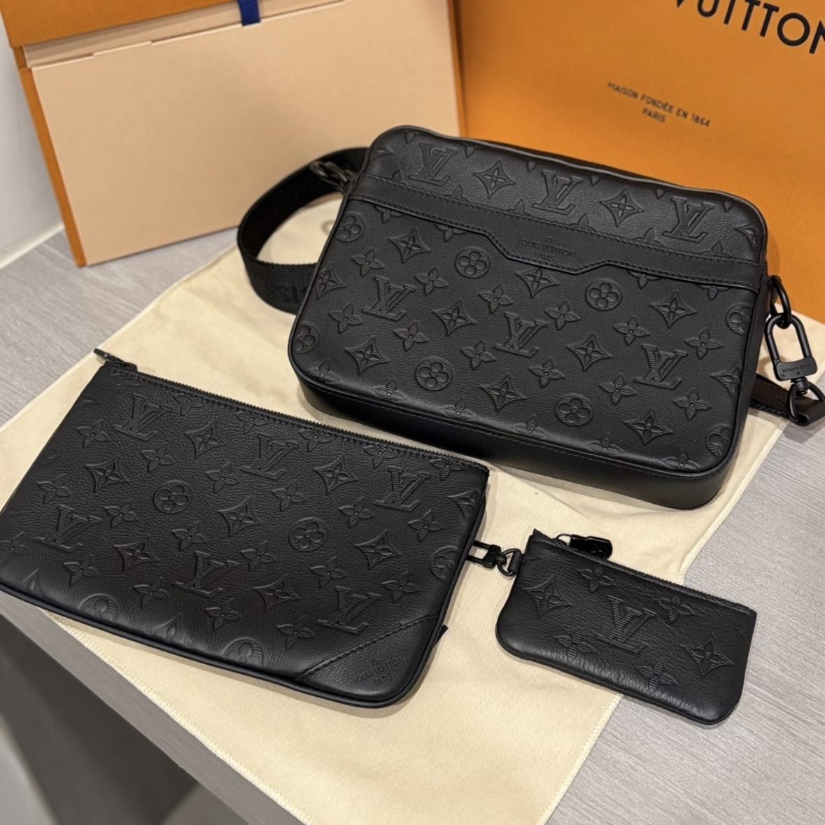 ◆ちょっとした外出に【 LV 】トリオ・メッセンジャー