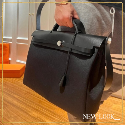 《ビジネスにもピッタリ♡》 HERMES バッグ