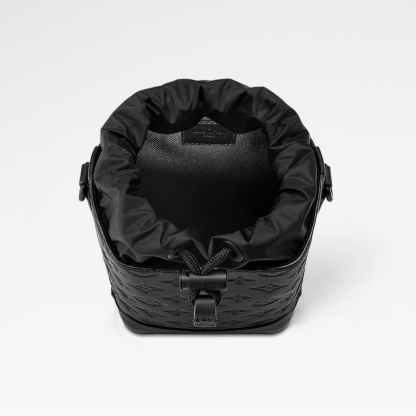 ◆コンパクト【 Louis Vuitton 】ノエ・スリング