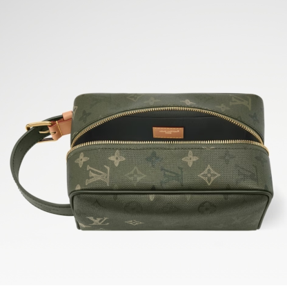 メンズに大人気♪【Louis Vuitton】ドップキット バッグ