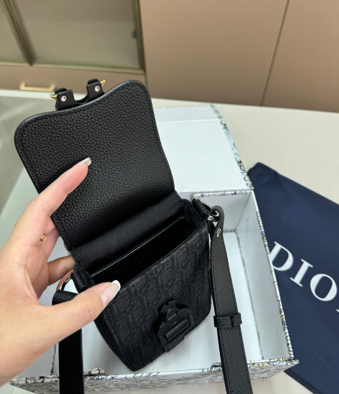 【人気♪】Dior★SADDLE オブリーク柄ポーチバッグ