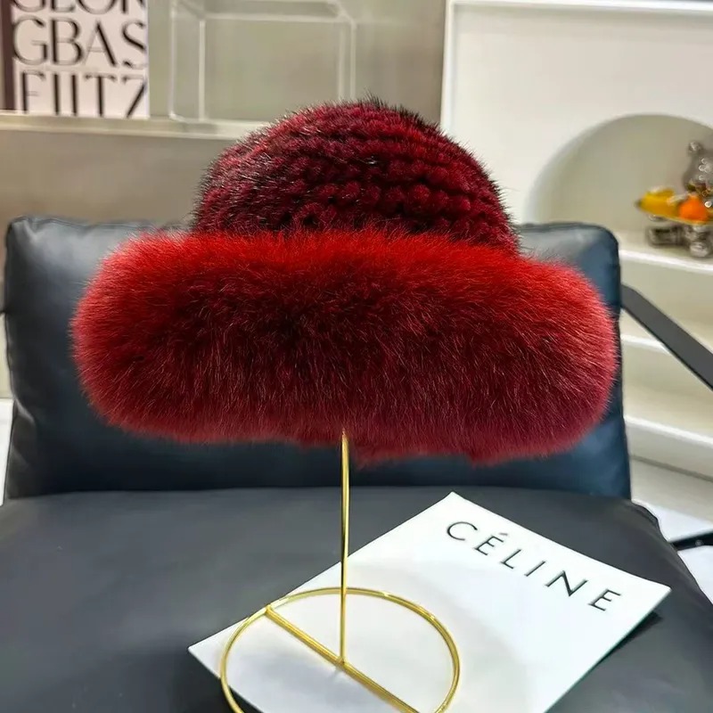 Elegant Fluffy Winter Brim Hat