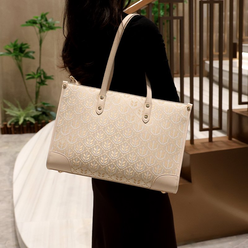 wheat-inspired motif Pattern Tote Bag – Inspired by Zhuang Brocade