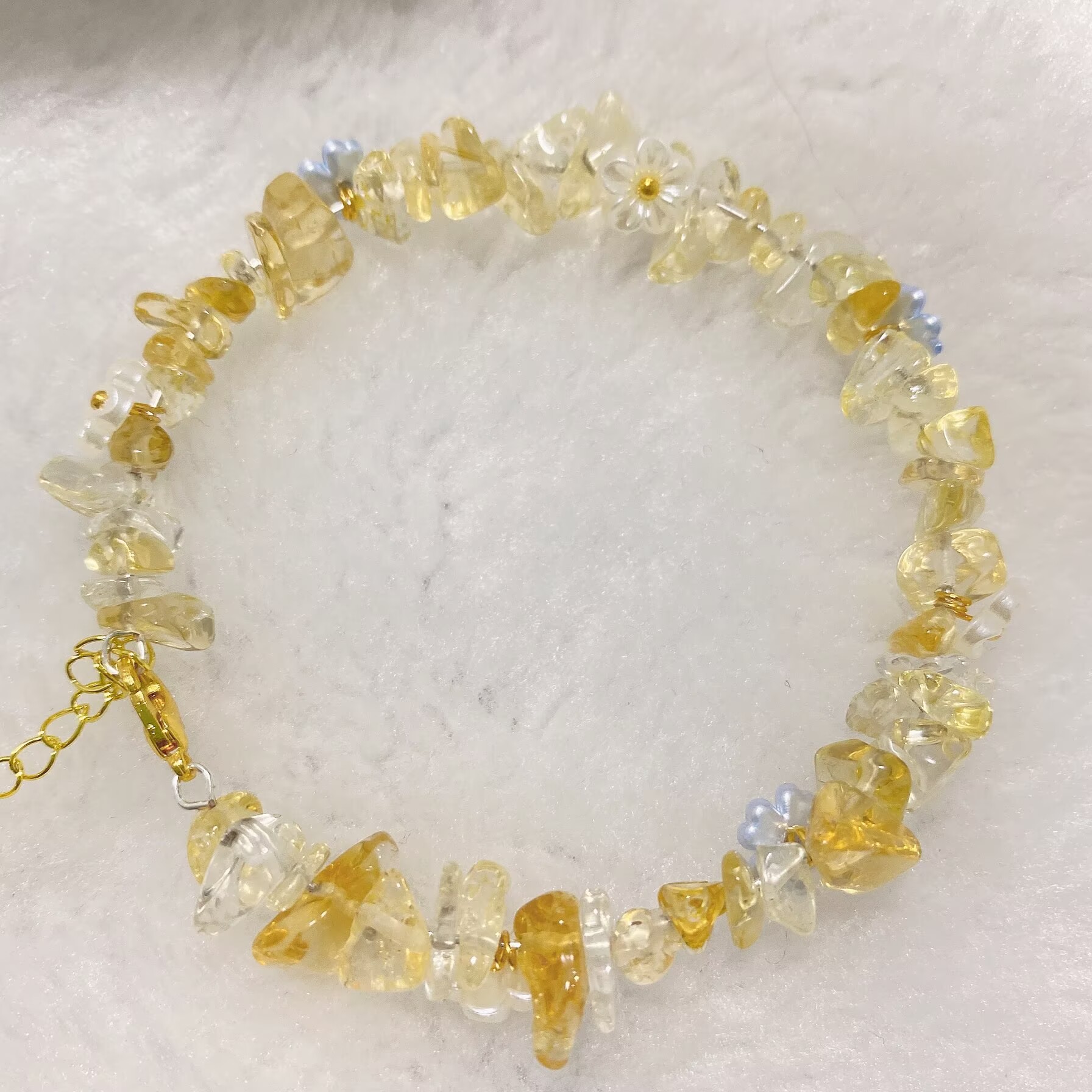 Natural Citrine Chip Bracelet with Shell Flower Beads - Cleansing Energy, Calm Mood, Healing Crystal Jewelry for Daily Wear & Gifting