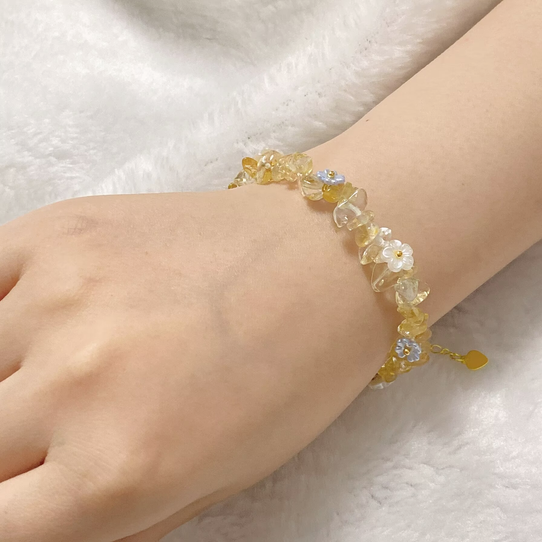 Natural Citrine Chip Bracelet with Shell Flower Beads - Cleansing Energy, Calm Mood, Healing Crystal Jewelry for Daily Wear & Gifting
