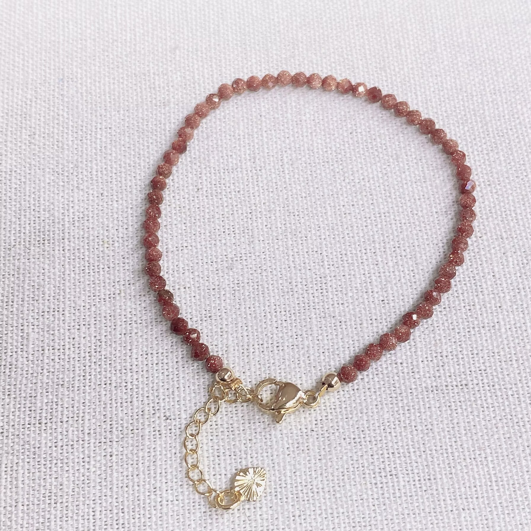 Handmade Gold-Tone Faceted Strawberry Quartz Beaded Bracelet – Positive Energy & Love Crystal Jewelry, Adjustable Delicate Dainty Bracelet for Women, Daily Wear & Gifting