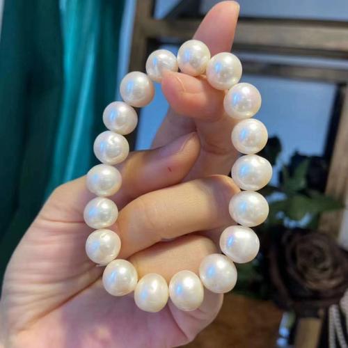 Pearl bracelet