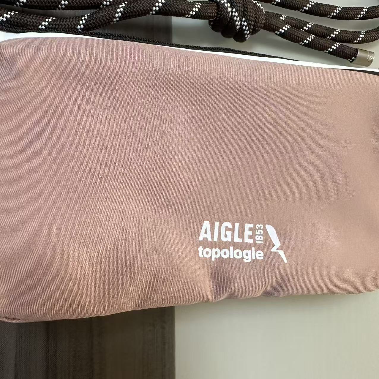 Topologie トポロジー×エイグル トリオ カラーボトル サコッシュ ミディアム  グリローズ  ショルダーバッグ ストラップ付き