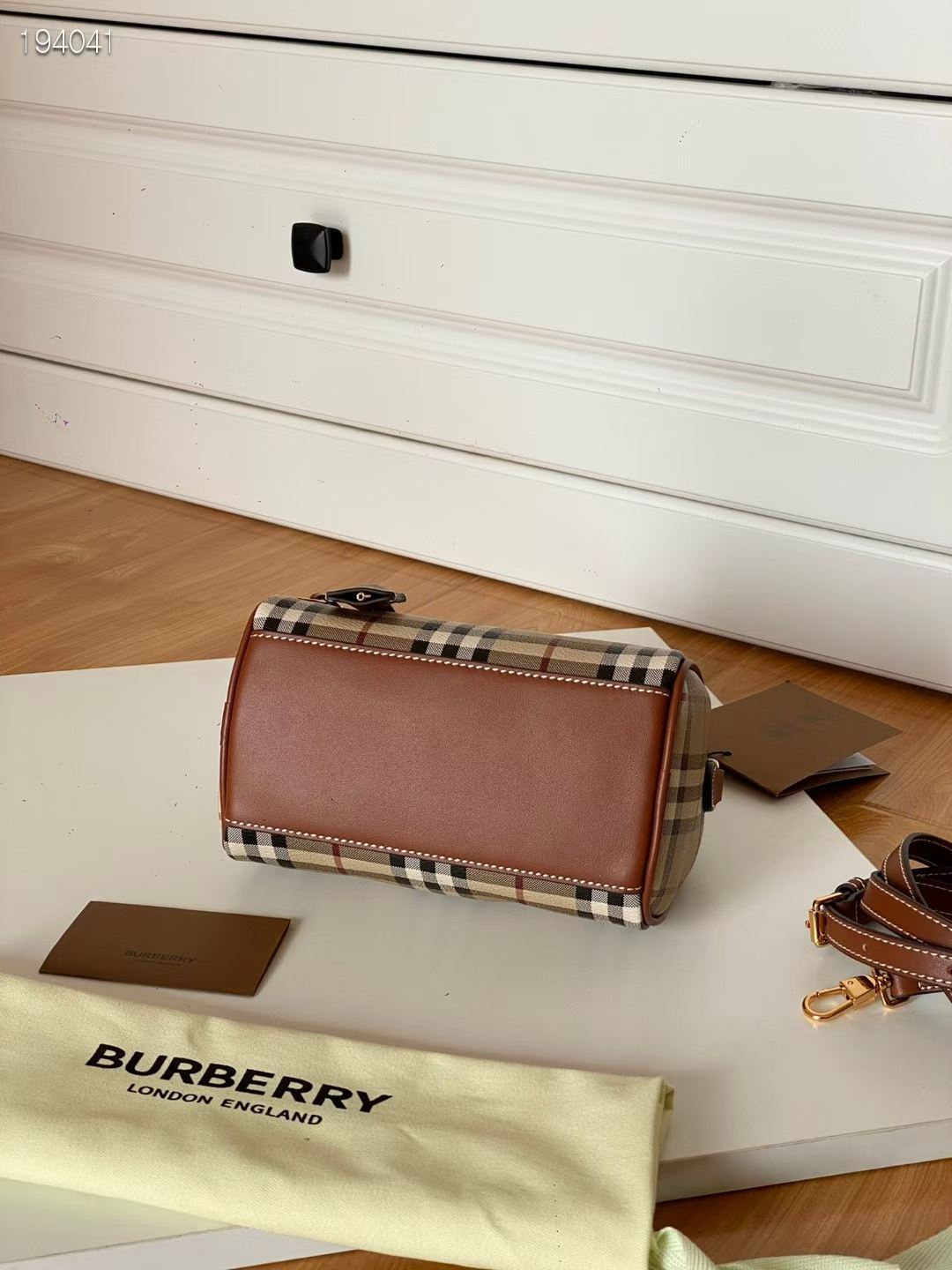バーバリー BURBERRY ミディアム/ミニ  チェック ボウリングバッグ ボストンバッグ 2WAY ショルダーバッグ