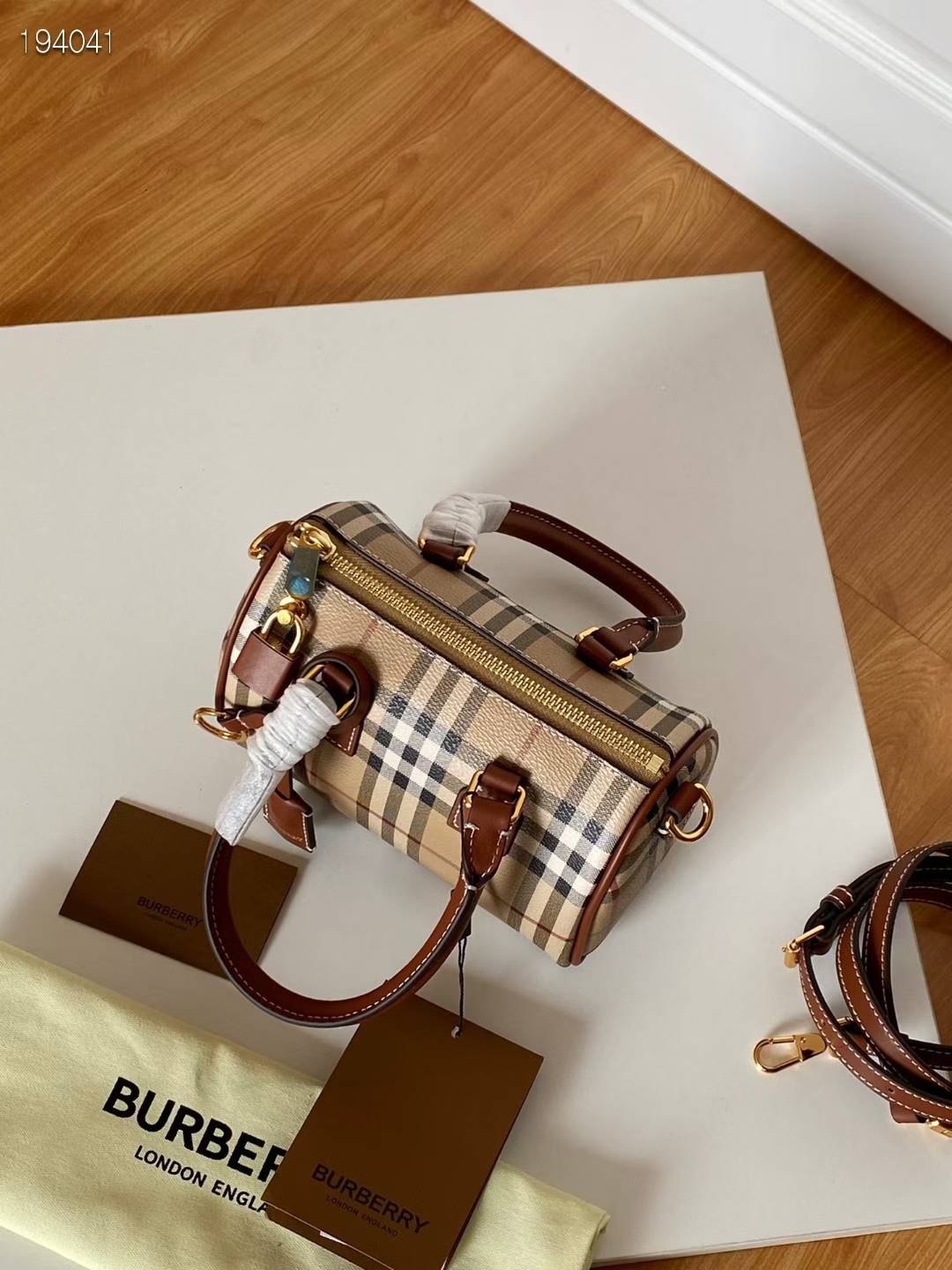 バーバリー BURBERRY ミディアム/ミニ  チェック ボウリングバッグ ボストンバッグ 2WAY ショルダーバッグ
