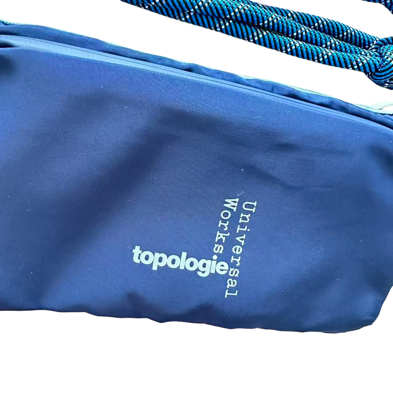 Topologieトポロジー X Universal Works Bottle Sacoche Medium ボトルサコッシュ ストラップ付 ショルダーバッグ