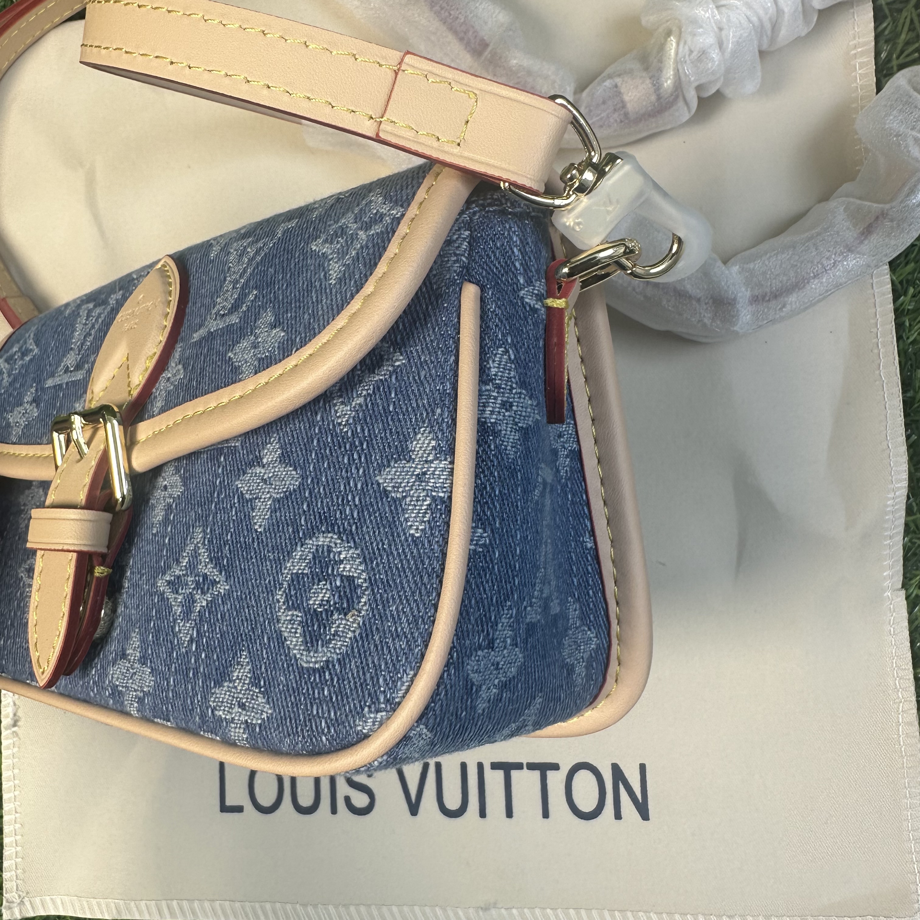 ルイヴィトン ショルダーバッグ LV 2WAYバッグ ミニバッグ LOUIS VUITTON  ハンドバッグ クロスボディバッグ ブルーデニム