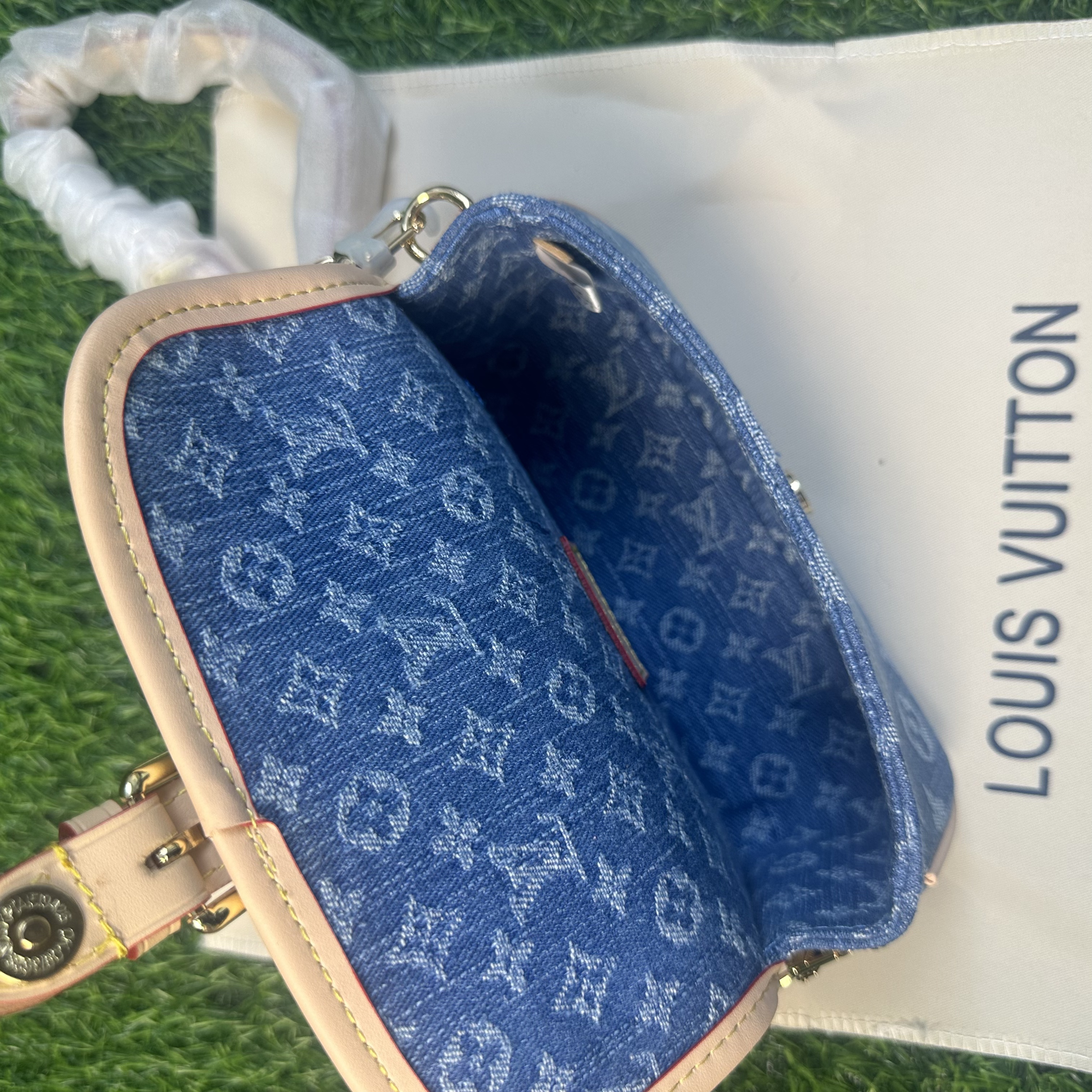 ルイヴィトン ショルダーバッグ LV 2WAYバッグ ミニバッグ LOUIS VUITTON  ハンドバッグ クロスボディバッグ ブルーデニム
